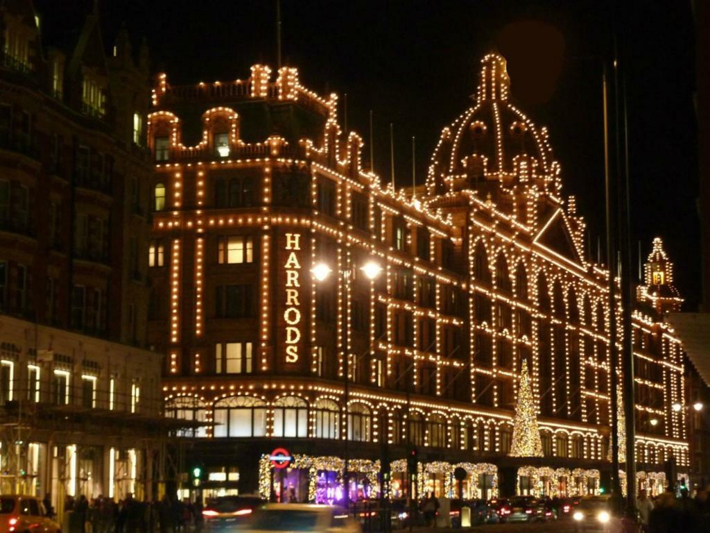 Heart Of Knightsbridge - Stunning Air Conditioned Apartment - 1 Minute Walk From Harrods ลอนดอน ภายนอก รูปภาพ